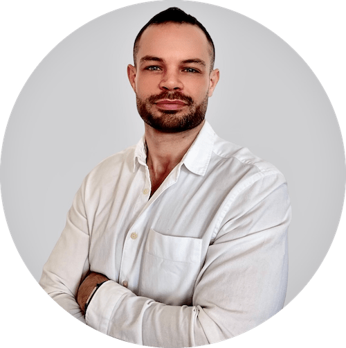 With a renowned expertise in the eCommerce industry and an entrepreneurial spirit, Gordon is the CEO of Aztech, a leading eCommerce solutions provider. Since launching Aztech in 2021, Gordon has transformed the company into a prominent player in the eCommerce industry, scaling its client base to 25+ businesses within a span of just two years. Gordon Frayne