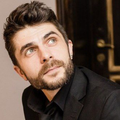 Philologist with higher education, professional translator, former volunteer and teacher, entrepreneur, and salesperson with 13 years of experience. Now I’m a copywriter in Internet marketing, writing about everything that helps businesses grow and develop. In my free time, I create music and songs that no one hears and take photos and videos that no one sees. Vital Shpakouski